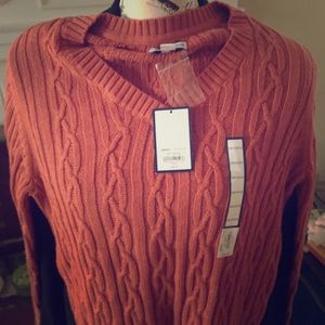 Cable knit sweater Croft and Barrow
